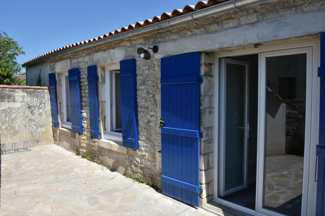 Le Chai De Saint-Pierre Exteriör bild